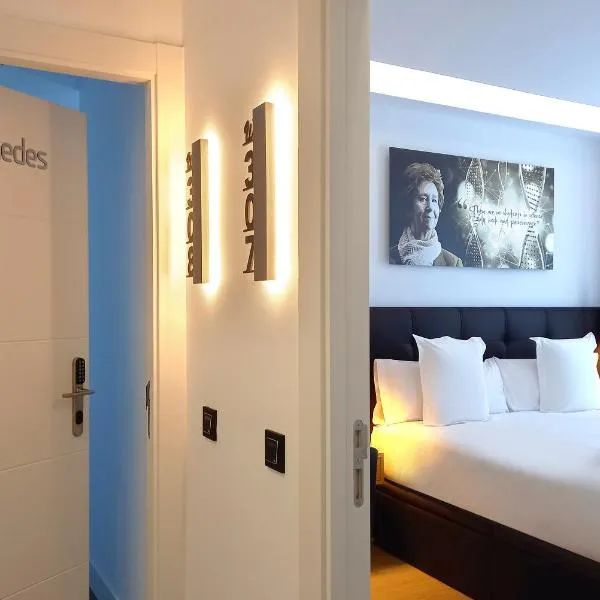 Woohoo Rooms Unique Madrid, hotel in Madrid
