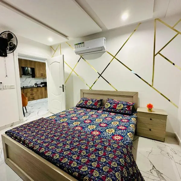 Urban Apartments, hôtel à Sialkot