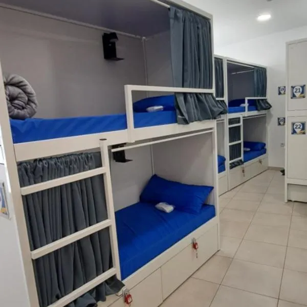 Albergue Albas EXCLUSIVO para Peregrinos, hotel in Logroño