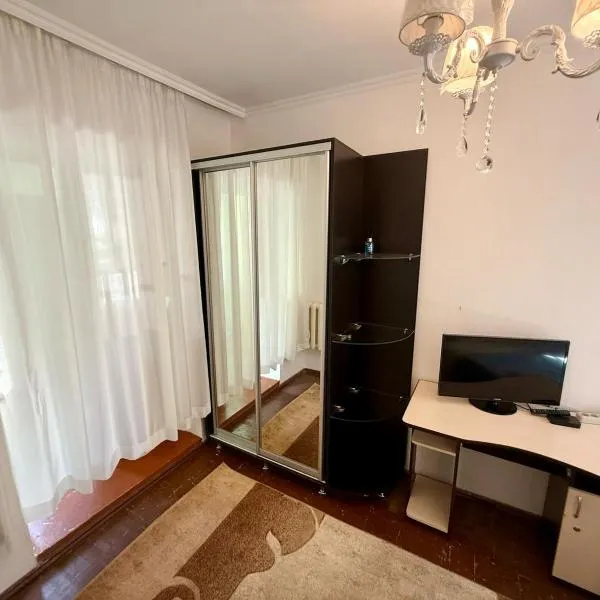 Одноместный номер на ключ в хостеле Single Hostel Room, hotel v destinaci Chişinău