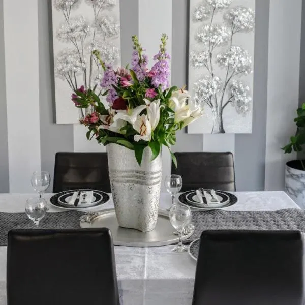 Sea View Apartment, Hotel in Chalkida