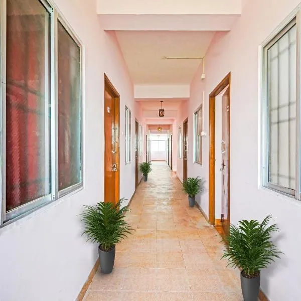 Hotel O Karapakkam, Chennai, ξενοδοχείο στην Τσενάι