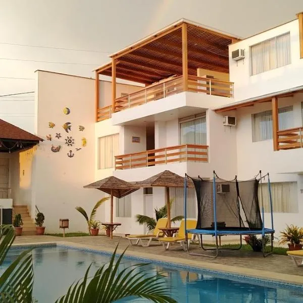 Prim Hotel Vichayito，位于维加伊托的酒店