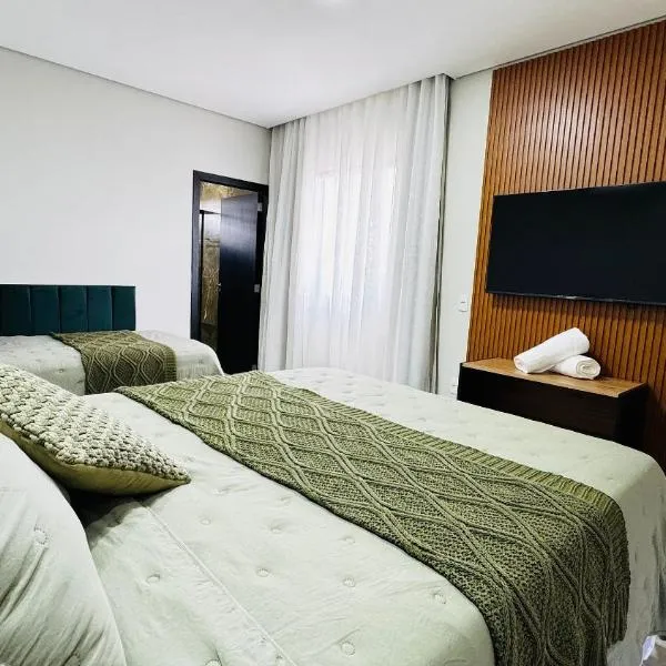 Pousada Casa Libertas, ξενοδοχείο σε Alto Paraíso de Goias