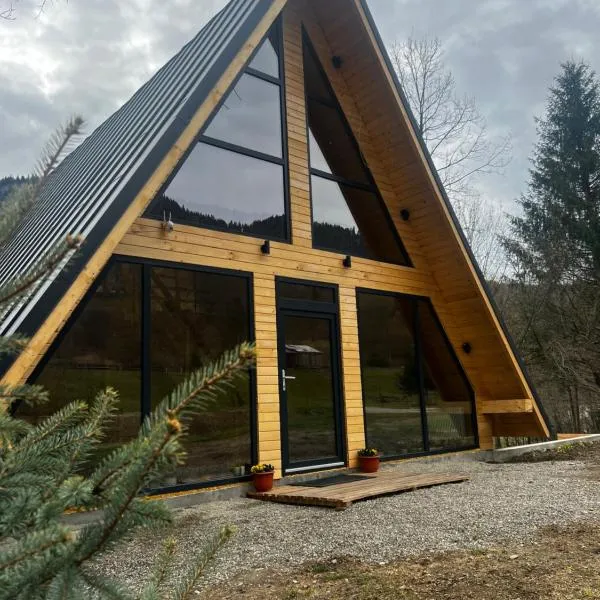 Chalet Green, hotell sihtkohas Cazaci