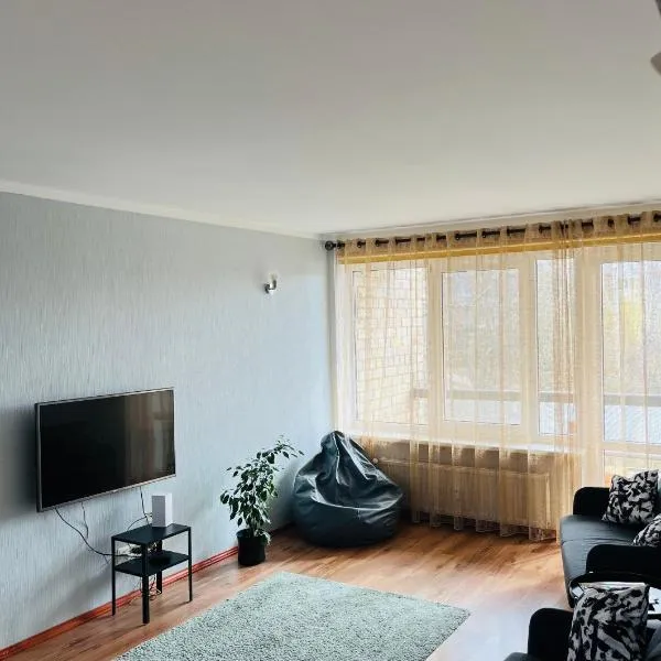 Two-bedroom Apartment, hotel in Carnikava