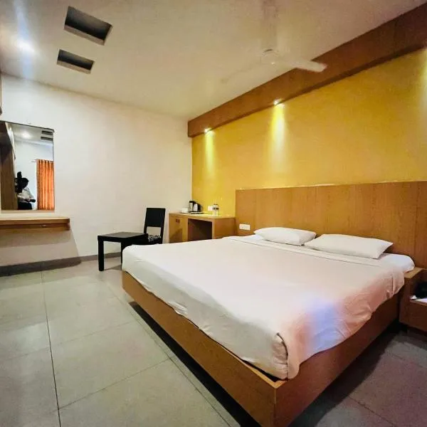 PLA Rathna Residency Trichy, hotel in Tiruchirāppalli