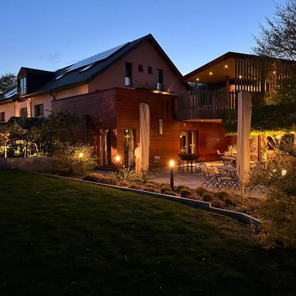 Hostellerie du Peiffeschof, The Originals Relais, hotel in Arlon