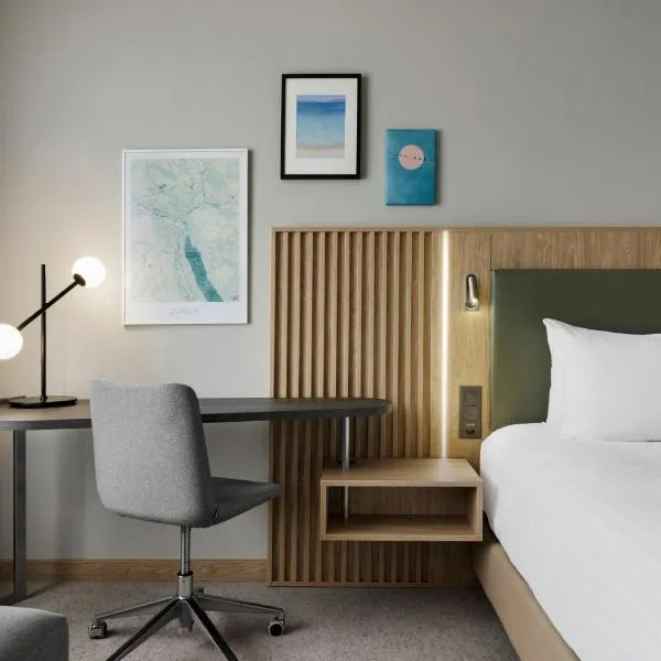 Courtyard by Marriott Zurich North, hotel in Zurich