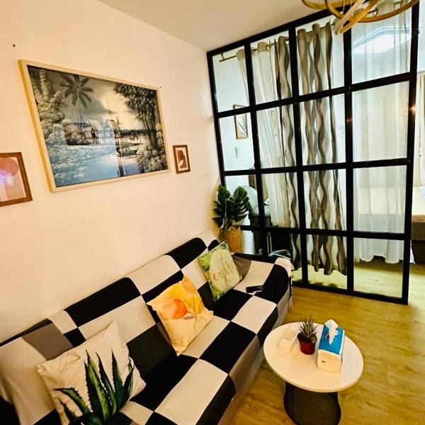 Staycation 941, Manila
