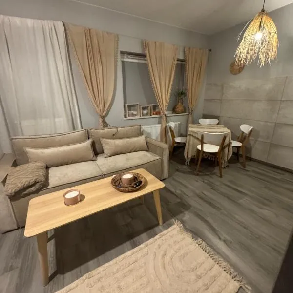 Poznań Airport Apartments Nowe Ogrody Terrace, khách sạn ở Poznań