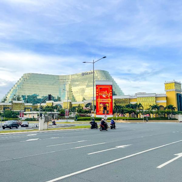 Lovely 2 bedroom near Airport & Okada, Manila