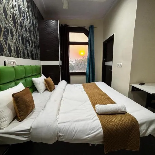Akaash Cont I Hari Nagar I New Delhi I Local ID I Couple Friendly, hotel in New Delhi