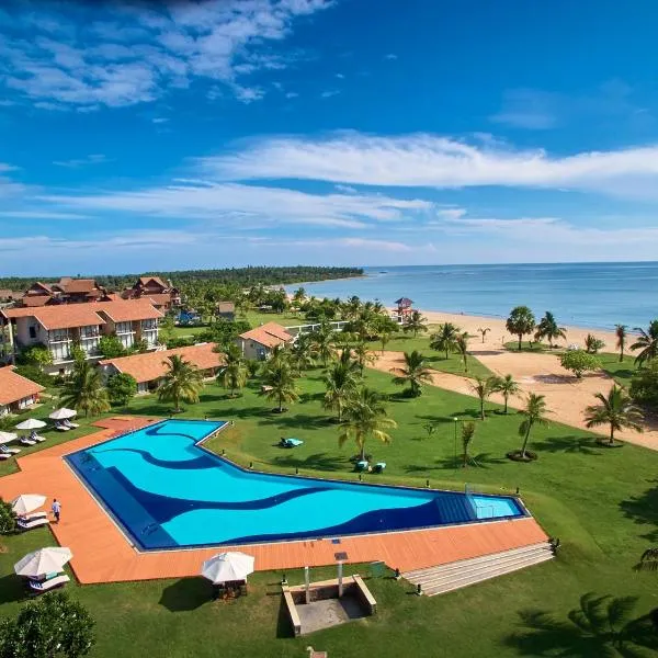 The Calm Resort & Spa, hotel in Pasikuda