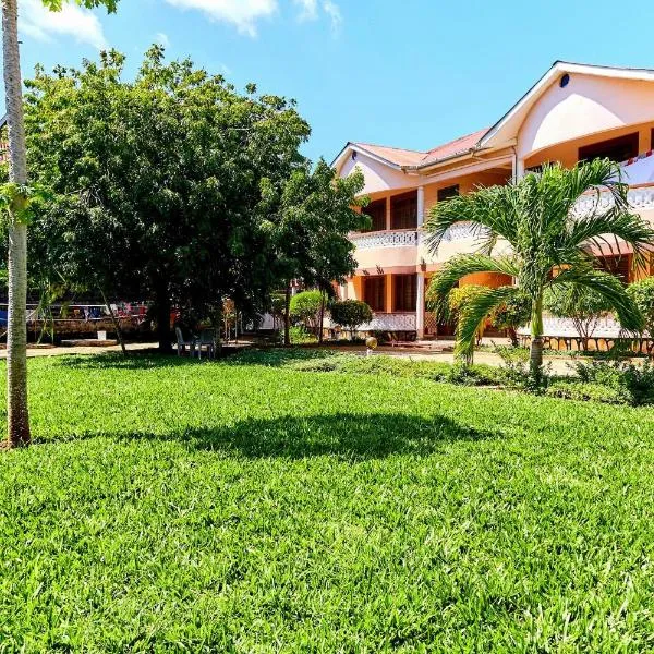 Diani Beach Gold Apartments, hotel in Diani Beach