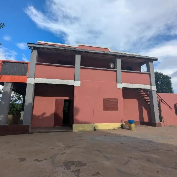 Hotel Tacos plus, hotel in Ambatondrazaka