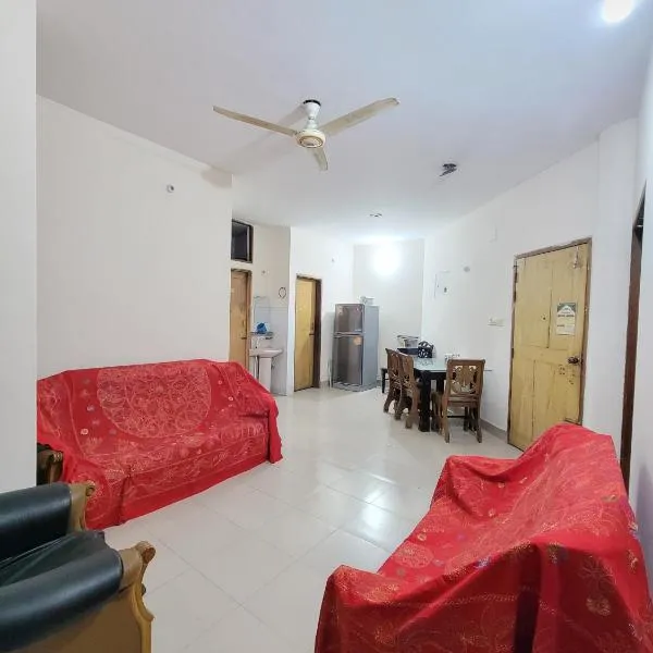 Two Bed Apartment by Dhaka Airport Terminal 3, hotel en Dhaka
