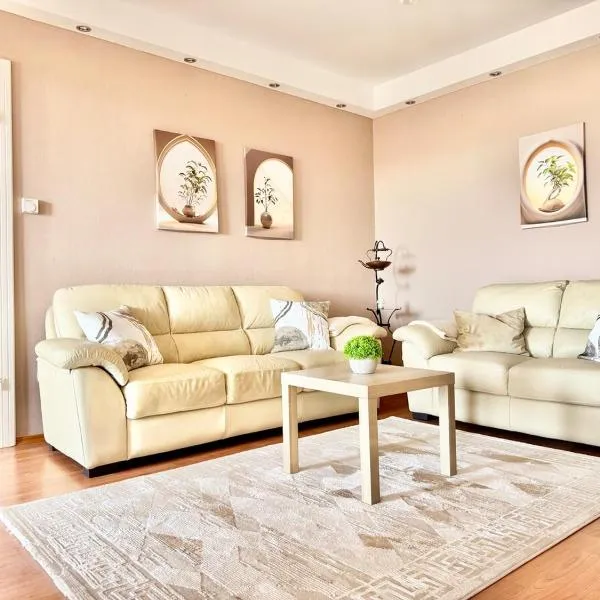 Riverside Residence Free Parking,位于多瑙凯西的酒店