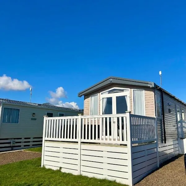 2 Bed-Sleeps 6-Patio-Parking-Pet Friendly, ξενοδοχείο σε Eyemouth