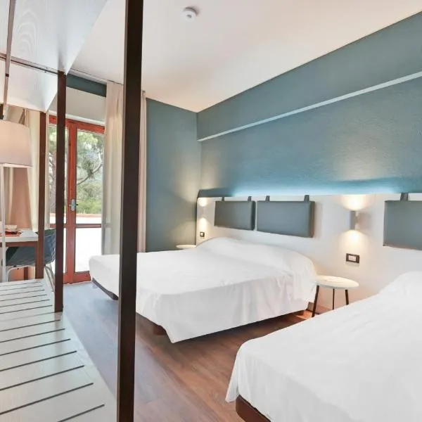 Elba Vibe Smart Hotel, hotel in Marina di Campo Airport