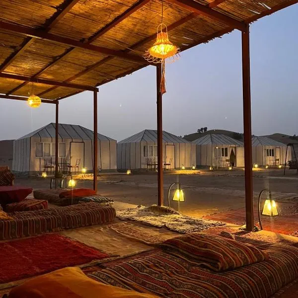 Bivouac Luna, hotel en M'Hamid El Ghizlane