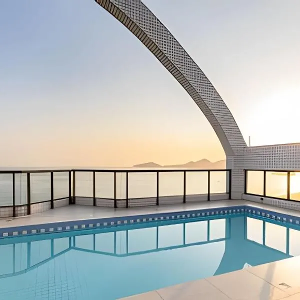 ARK Houses - Flat Vista-Mar - Piscina na Cobertura: Santos'ta bir otel