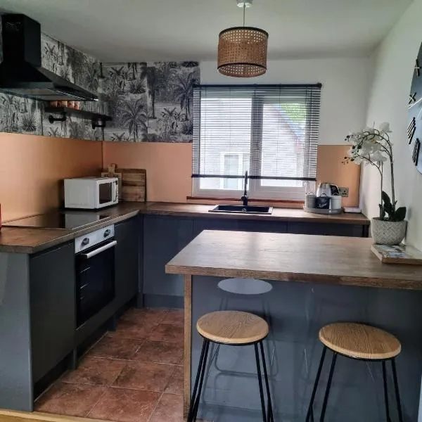 Bungalow 62,North Cornwall, St. Tudy, отель в городе Saint Tudy