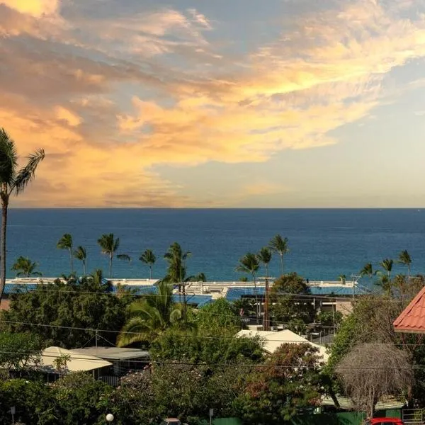 Kailani Kona-Ocean view, top floor Downtown w pool, hotel in Kailua-Kona