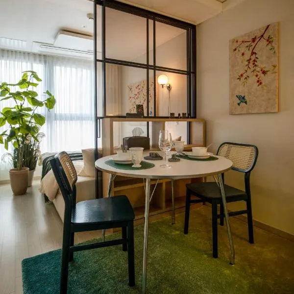 베러댄호텔 제주공항점, hotel in Jeju