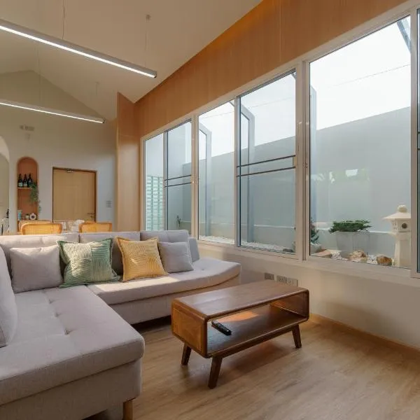 Jinju little house, ξενοδοχείο στο Τσιάνγκ Μάι