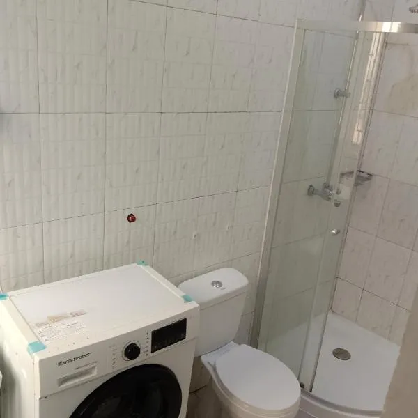 Hillside House, hotel in Dar es Salaam