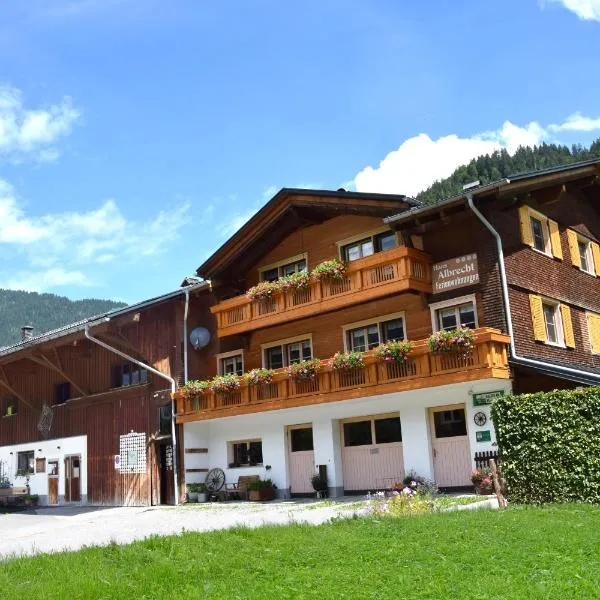 Haus Albrecht, ξενοδοχείο σε Schoppernau