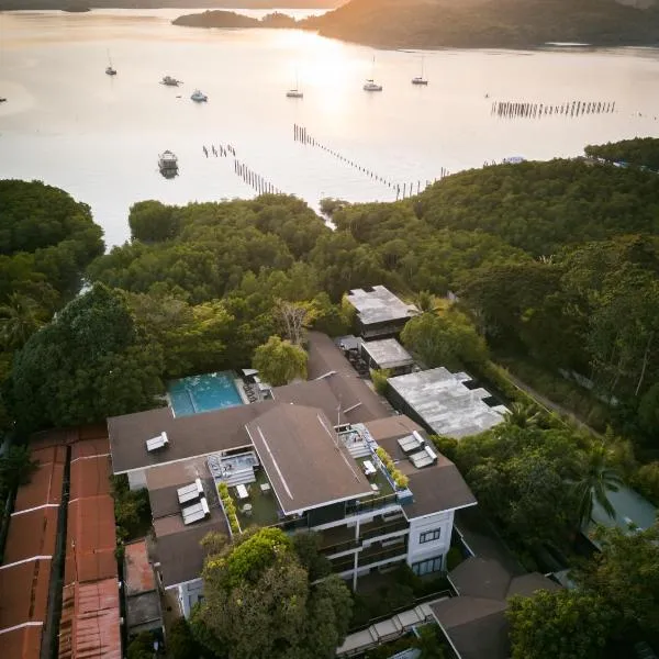 The Funny Lion - Coron, hotel i Coron