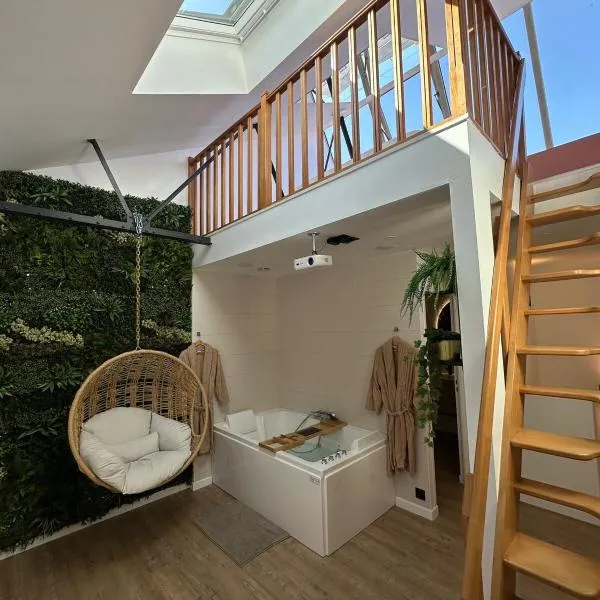 Loft avec Jaccuzi, hotel v destinaci Le Mans