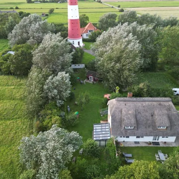 Haus am Leuchtturm ,,Austernfischer Haus ", hotel em Pellworm