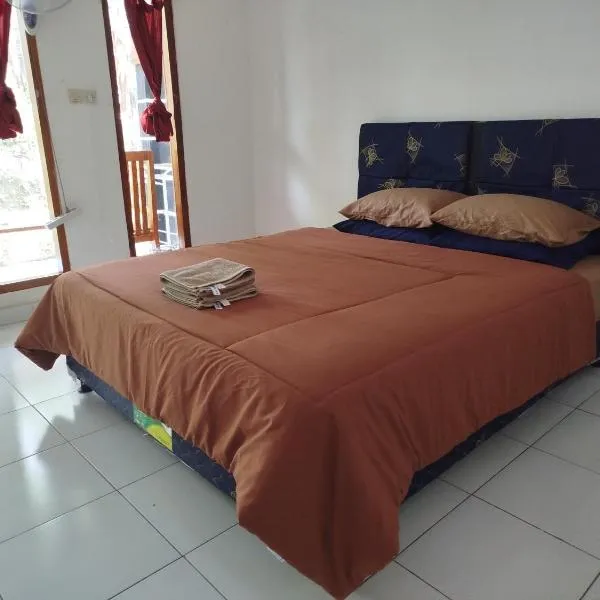 Tatasya homestay, hotel in Senaru