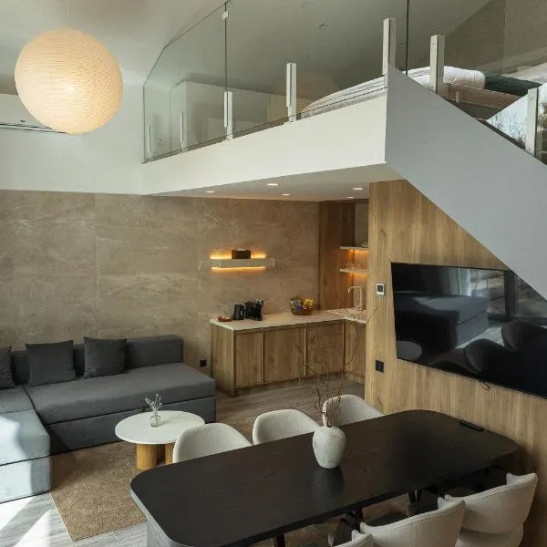 DOM hotel, hotel in Prolisky