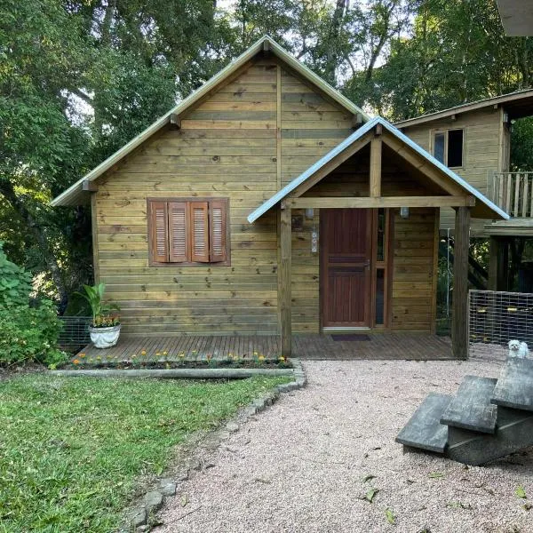 Chalé do Cedro Gramado RS、グラマドのホテル