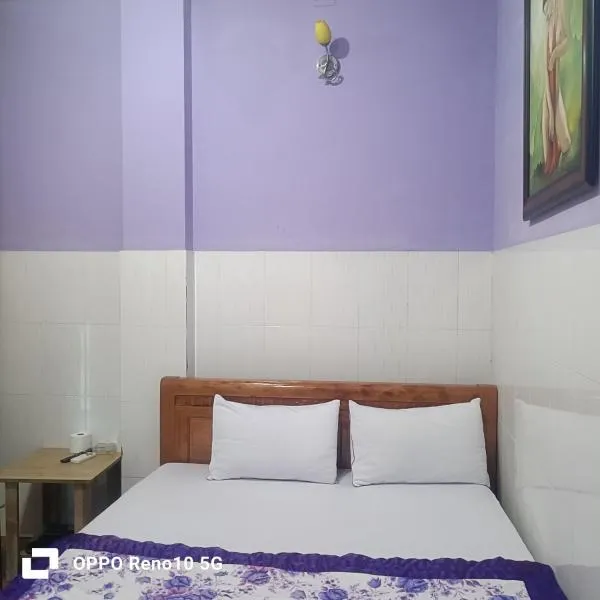 Hotel Phương Linh, khách sạn ở TP. Hồ Chí Minh