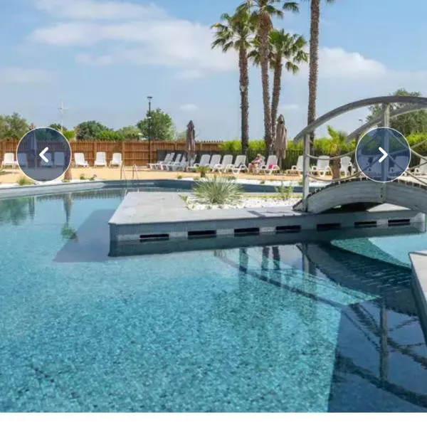 Mobil home 3 chambres , camping 4 étoiles Le Grau du roi, hotel v destinaci Le Grau-du-Roi