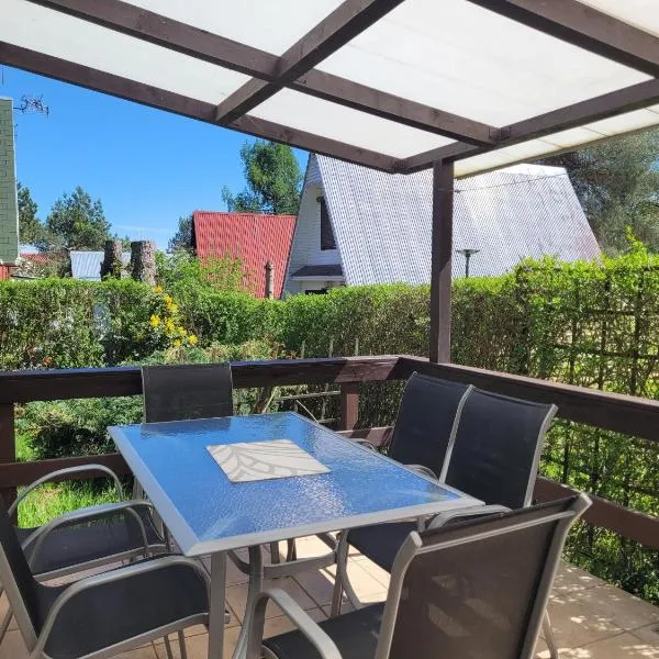 domek 6 osobowy- Jezioro nyskie, hotel in Głębinów