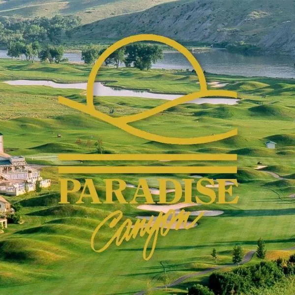 Paradise Canyon Golf Resort - Luxury Condo U407, hôtel à Lethbridge