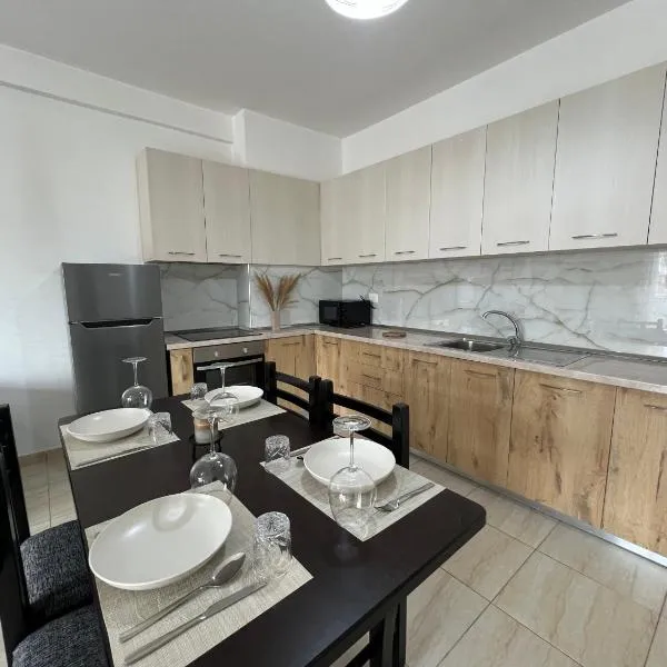 Moon City Center Apartment, hotel in Shkodër
