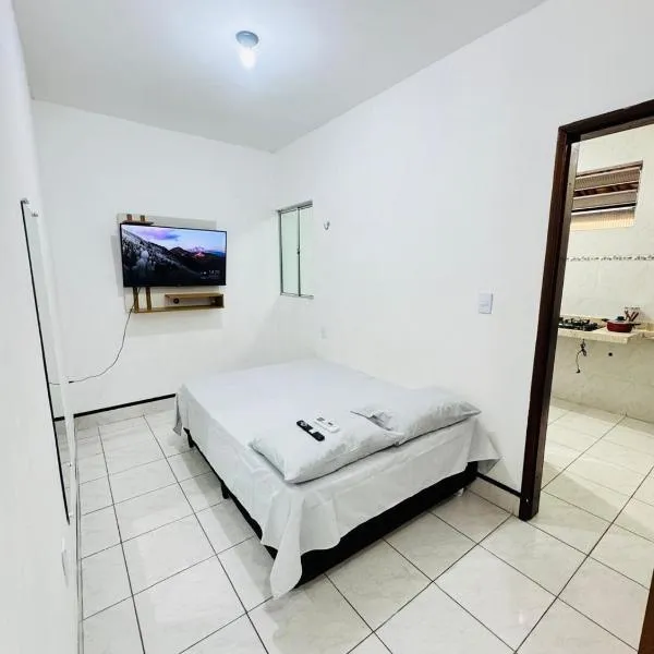 Ap Próx ao Arco com Ar e Garagem, hotel in Sobral