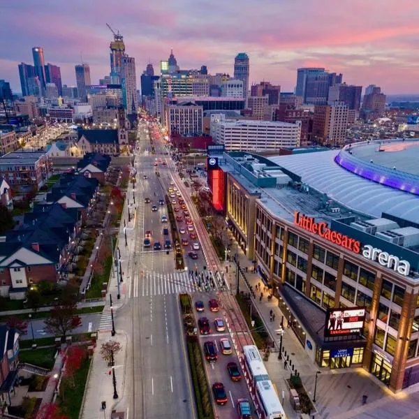 Less than 1mi to Little Caesars Arena, 2BR with Free Parking，位于底特律的酒店
