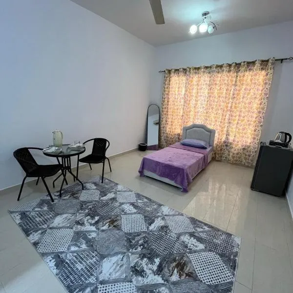 Gisa Hostel All Private Ensuite Rooms, hotel in Mawāliḩ