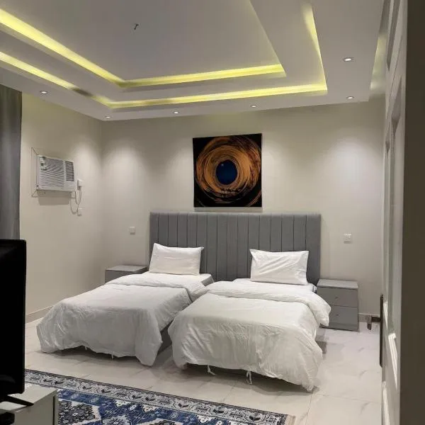 All the services are available at home, hôtel à Ḑubā