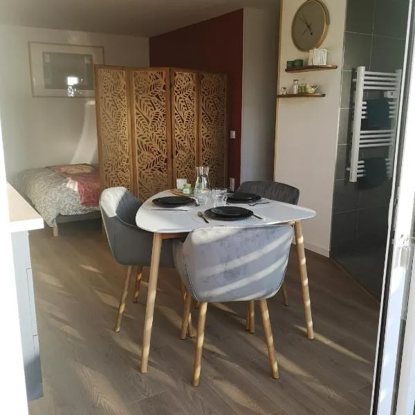 Studio，Blosville的飯店