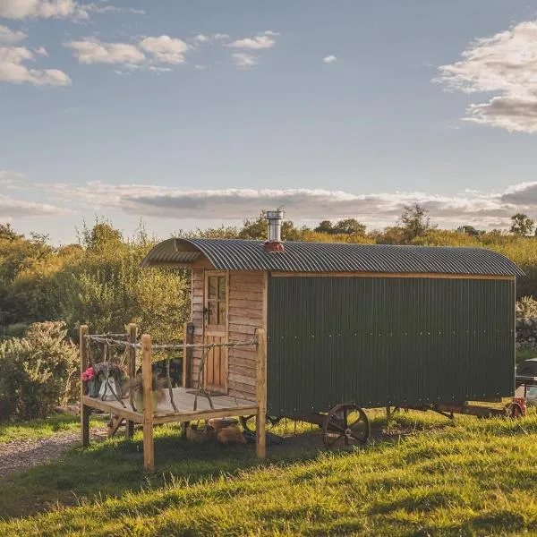 Barmoffity Shepherds Hut, hotel v destinaci Kirkpatrick Durham