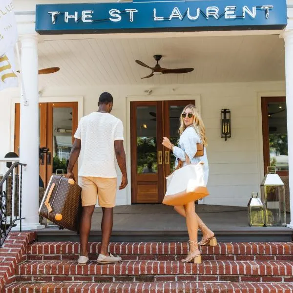 The St Laurent Guest Rooms, готель у місті Асбері-Парк